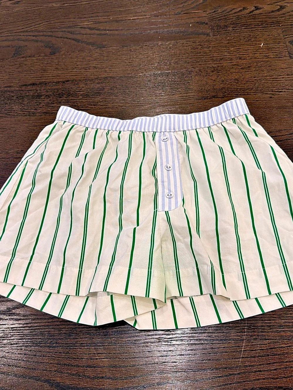 Princess Polly Striped High-Waist Shorts White & Green Size US 4